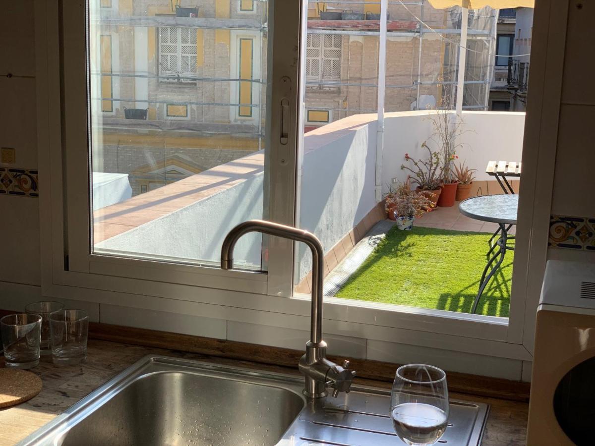 Апартаменти Stunning Attic With Private Terrace And Parking Optional Севілья Екстер'єр фото
